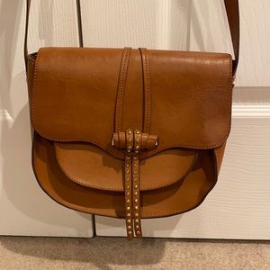 Steve Madden purse with shoulder strap